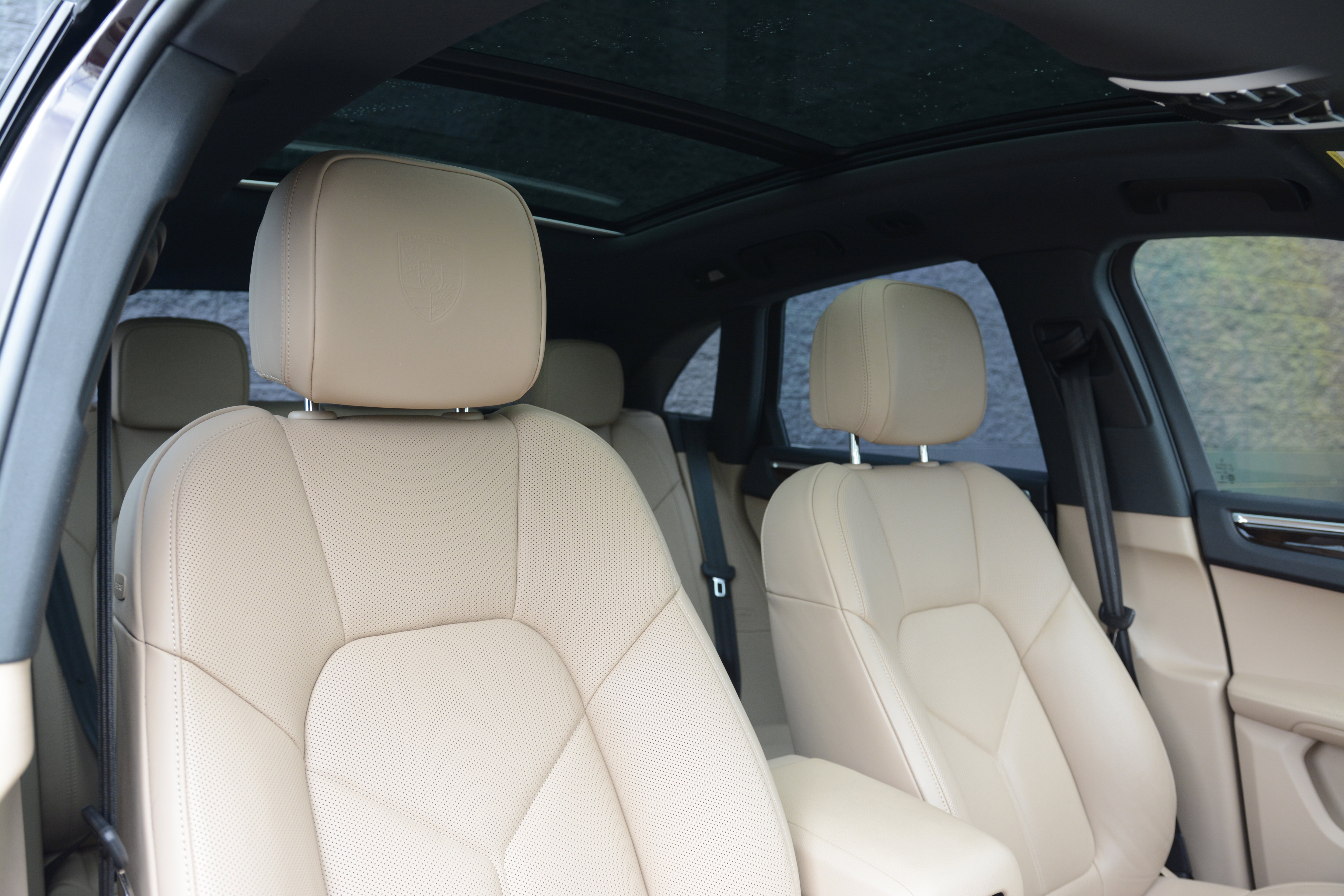 Certified 2026 Porsche Macan AWD/4WD image 27