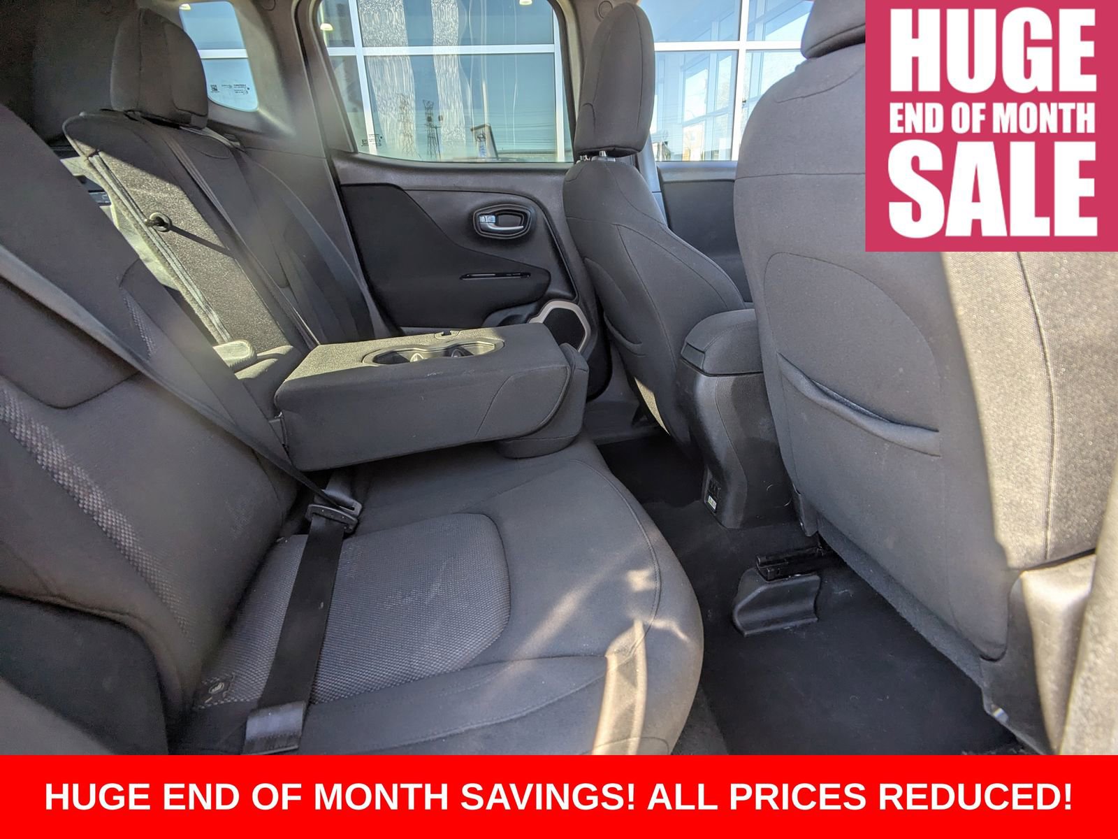 Used 2017 Jeep Renegade Latitude w/ Safety & Security Group image 16