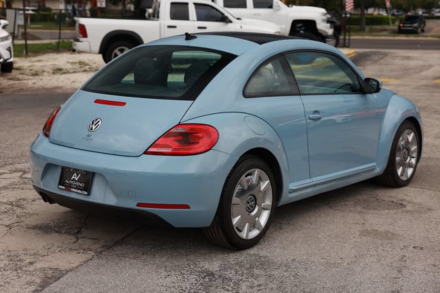 Used 2013 Volkswagen Beetle 2.5 Fender FWD image 14