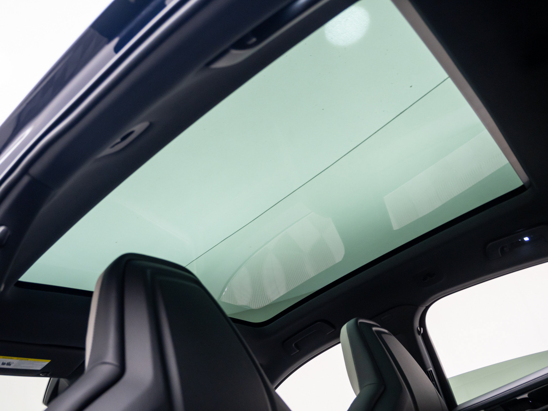 New 2026 Porsche Cayenne Coupe AWD/4WD image 18