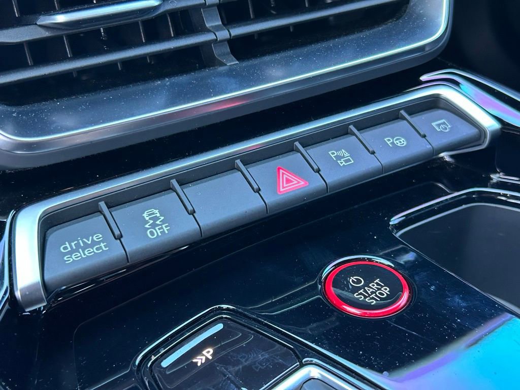 Used 2023 Audi RS e-tron GT w/ Carbon Performance Package image 36