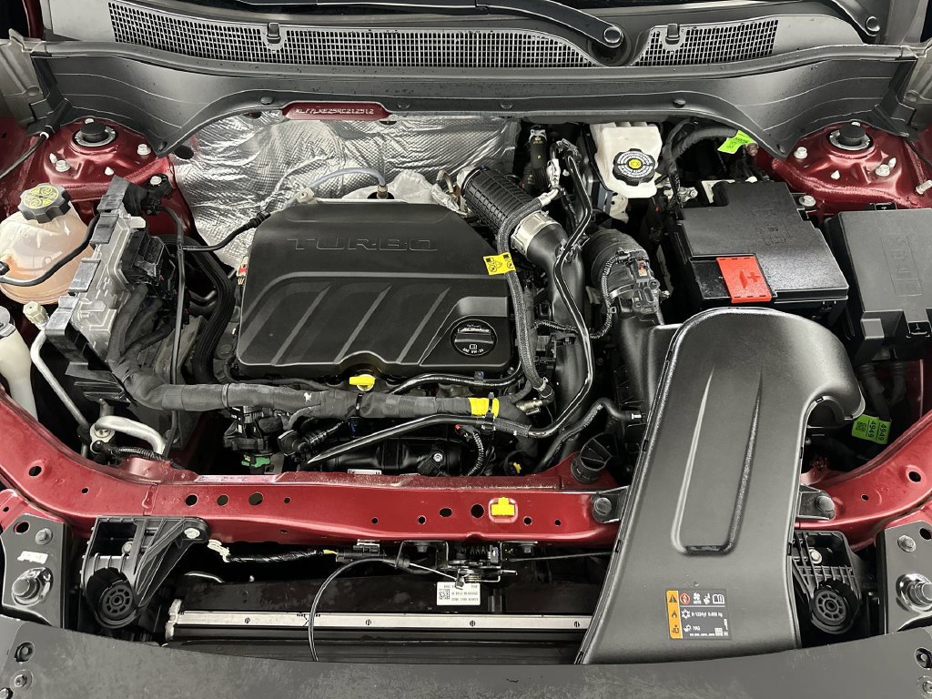 Certified 2024 Chevrolet Trax ACTIV w/ Sunroof Package FWD image 32
