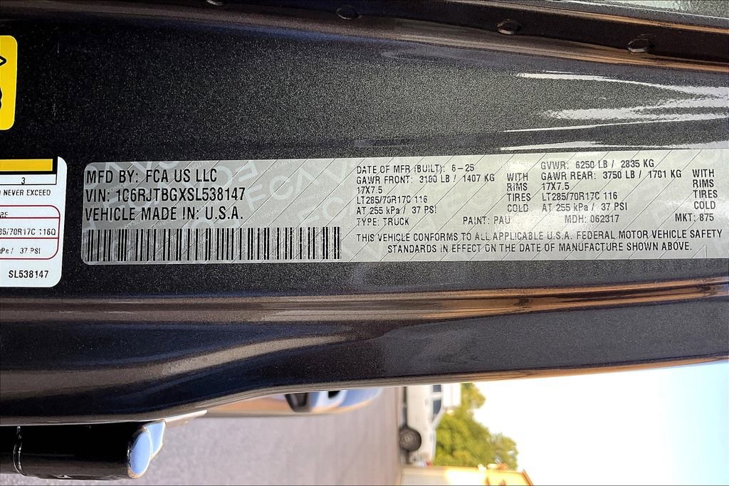 New 2025 Jeep Gladiator Rubicon w/ Convenience Group image 13