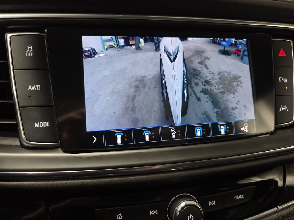 Used 2021 Buick Enclave Avenir w/ Avenir Technology Package image 31