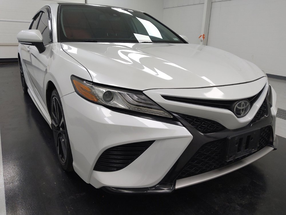 Used 2019 Toyota Camry XSE w/ 4 Season Floor Mat Package FWD image 14