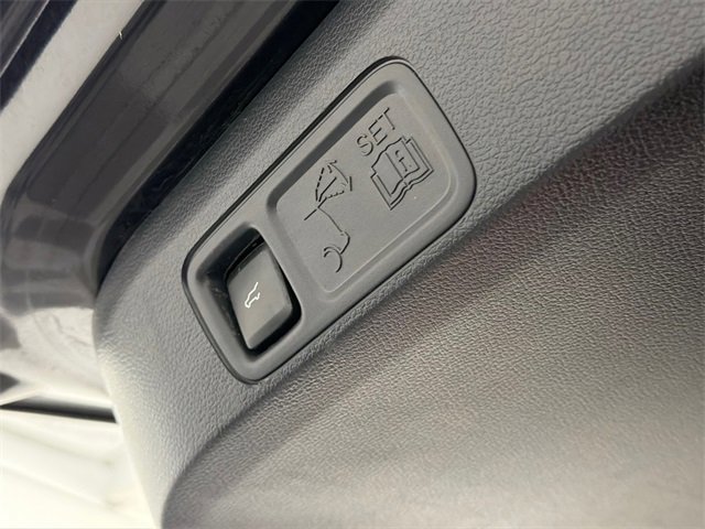 Used 2024 Lincoln Navigator Reserve w/ Monochromatic Package image 10