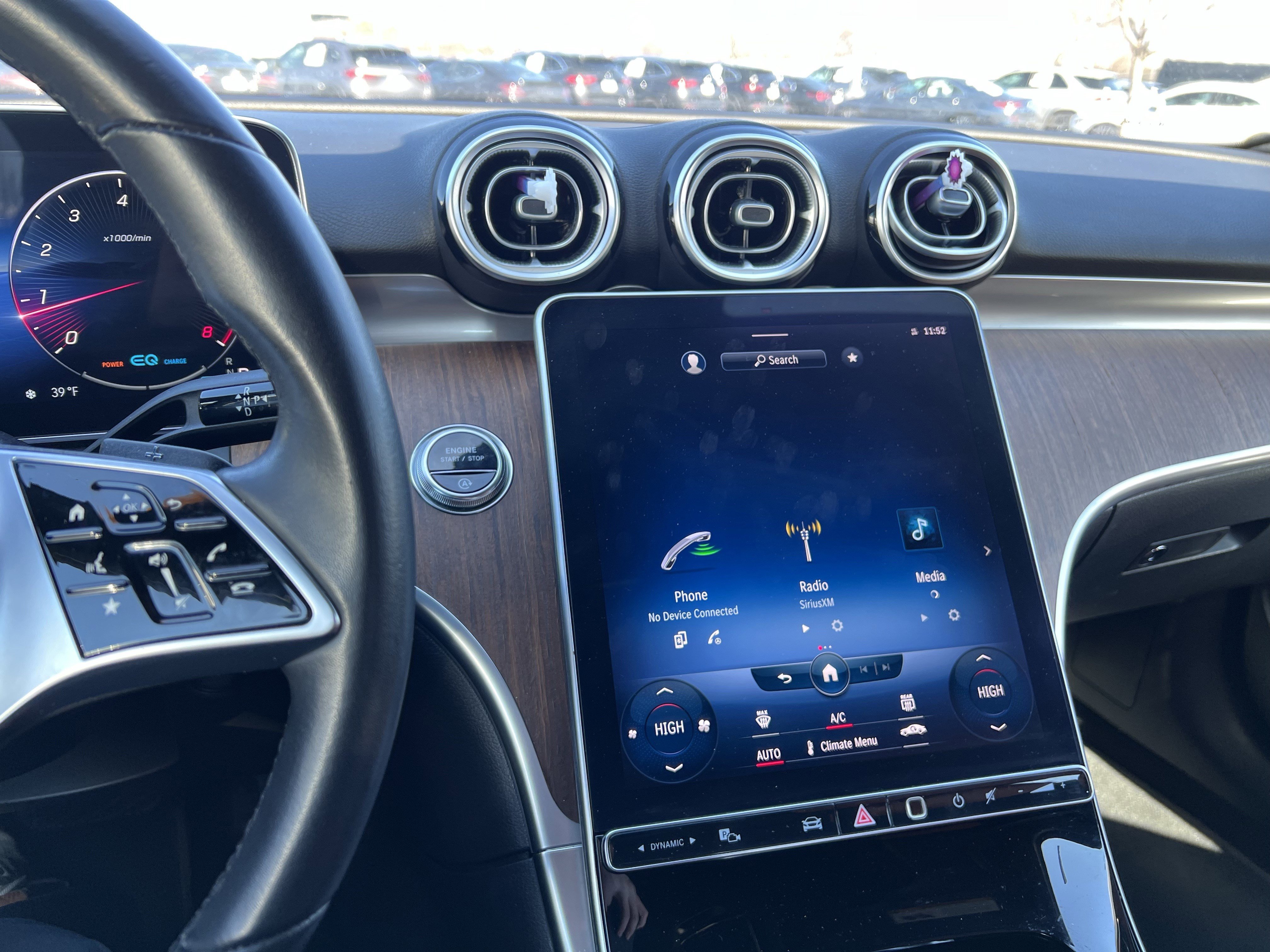 Used 2022 Mercedes-Benz C 300 Sedan image 32