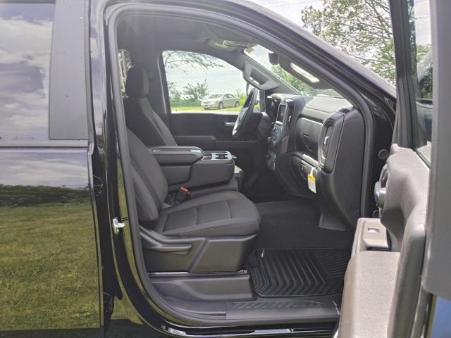 New 2026 Chevrolet Silverado 2500 Custom w/ Custom Convenience Package AWD/4WD image 26