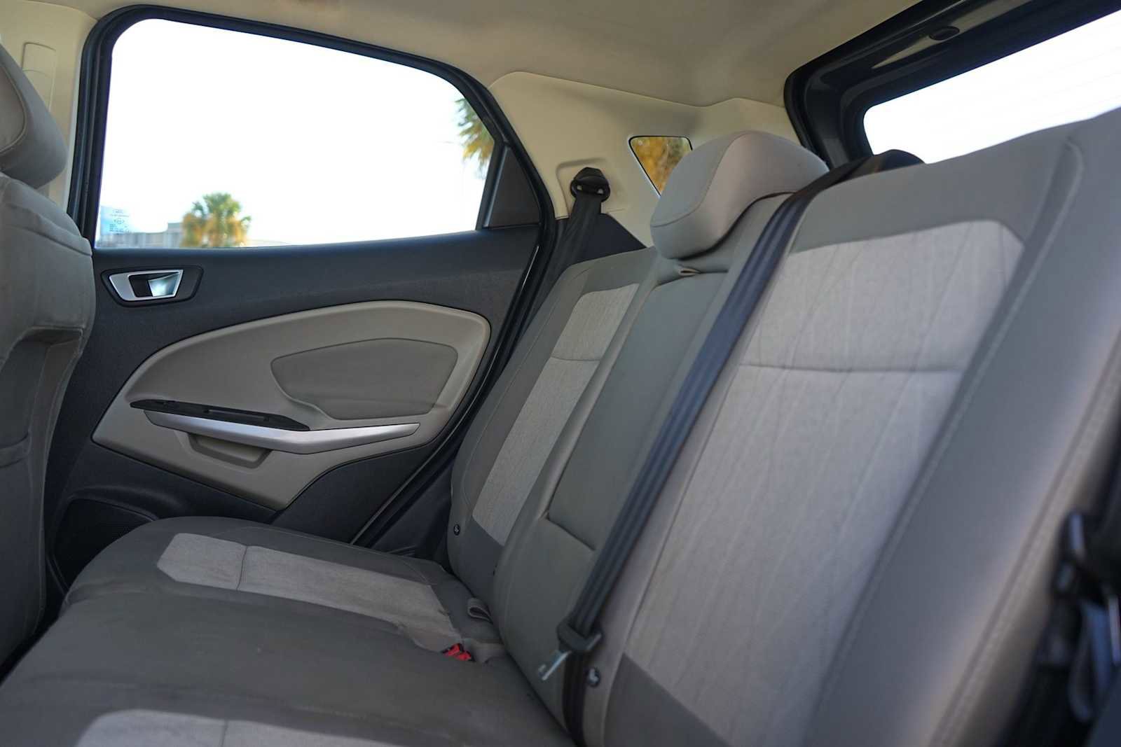 Used 2019 Ford EcoSport SE image 14