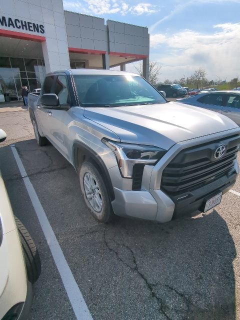 Used 2025 Toyota Tundra SR5 w/ SR5 Premium Package image 12
