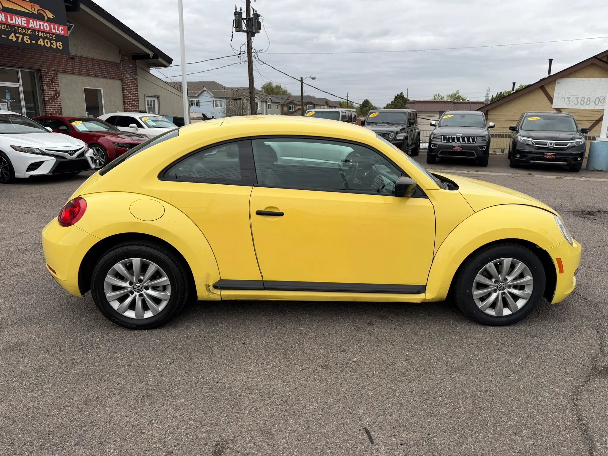 Used 2015 Volkswagen Beetle 1.8T FWD image 9