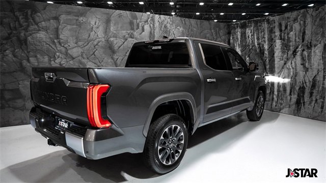Used 2025 Toyota Tundra Limited image 24