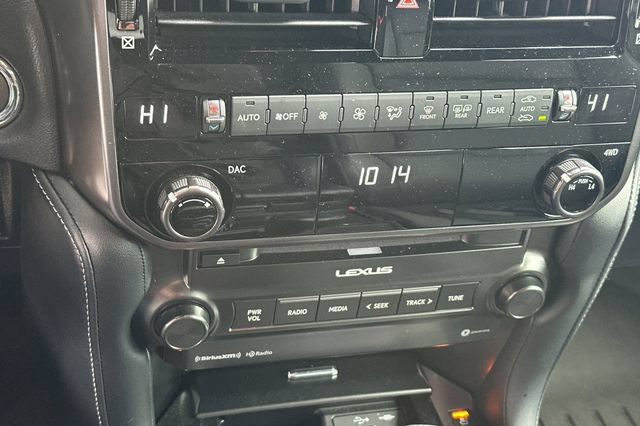 Used 2022 Lexus GX 460 w/ Black Line Special Edition AWD/4WD image 25