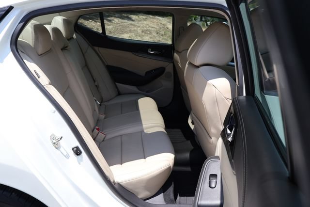 Used 2019 Nissan Maxima 3.5 SL w/ Floor Mat Group FWD image 22