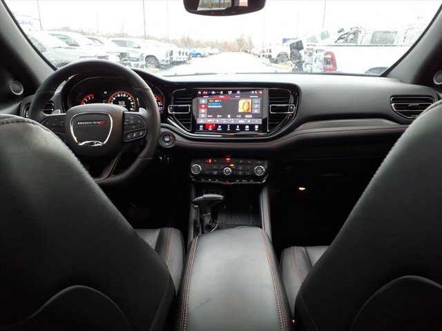 Used 2025 Dodge Durango GT image 8
