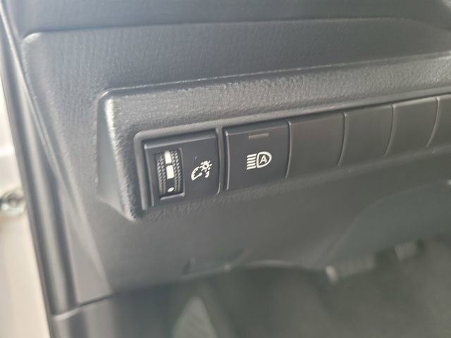 Used 2023 Toyota Corolla LE image 19