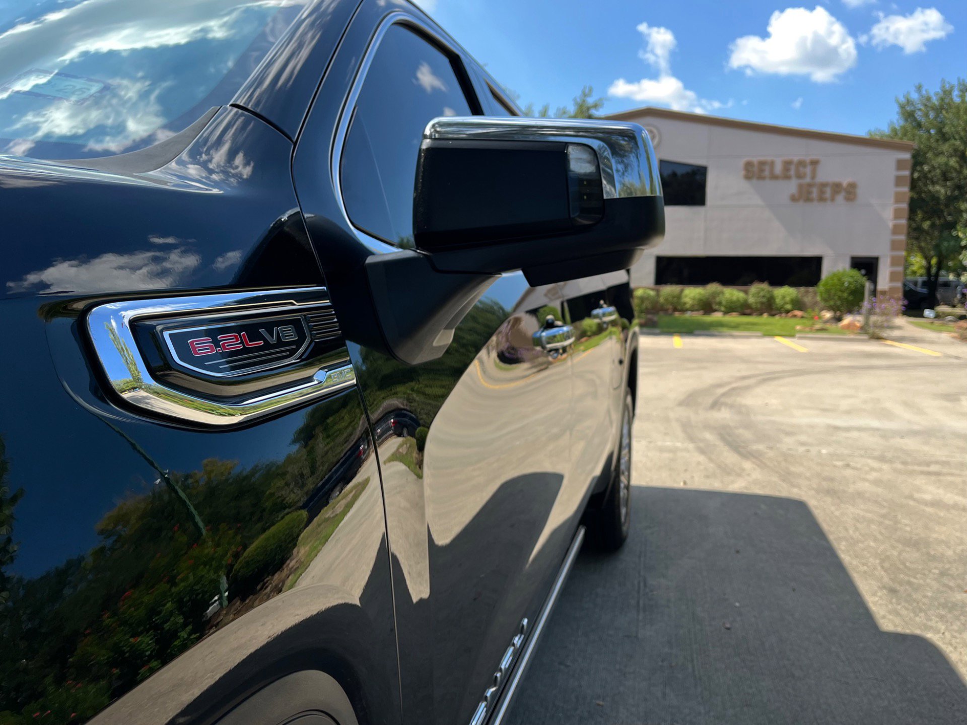 Used 2021 GMC Sierra 1500 Denali w/ Denali Premium Package image 13