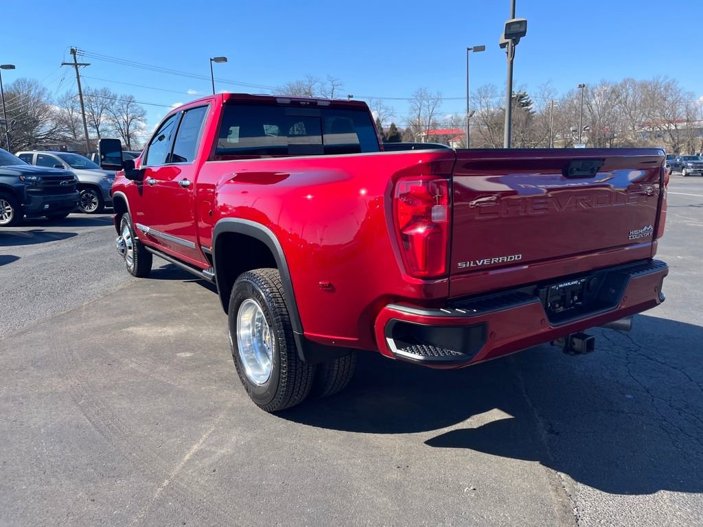 New 2026 Chevrolet Silverado 3500 High Country w/ High Country Premium Package image 3