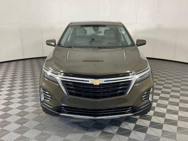 Used 2024 Chevrolet Equinox LT FWD image 2