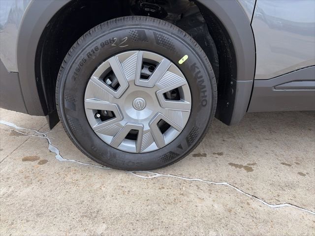 New 2026 Nissan Kicks S image 8