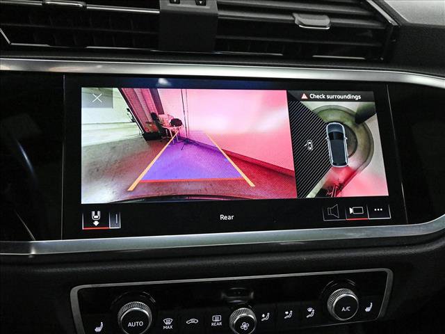 Used 2023 Audi Q3 2.0T Premium Plus w/ Premium Plus Package image 14