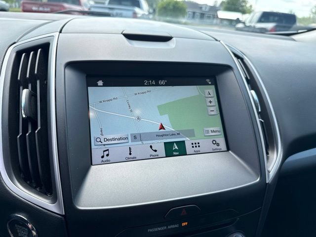 Used 2018 Ford Edge SEL w/ Equipment Group 201A FWD image 26