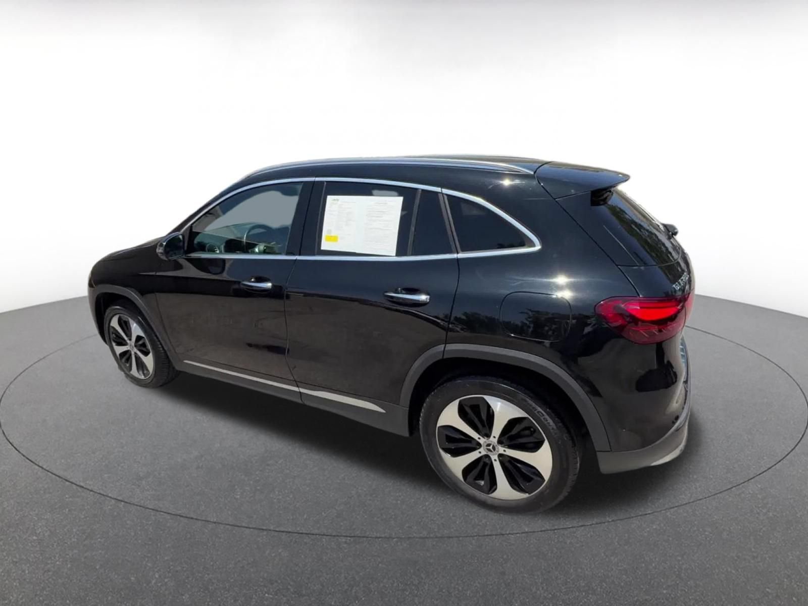 Used 2025 Mercedes-Benz GLA 250 image 10