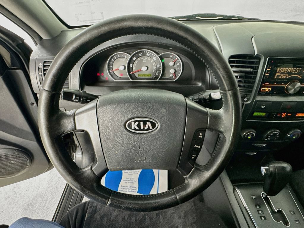 Used 2008 Kia Sorento 2WD w/ Sport Pkg image 11