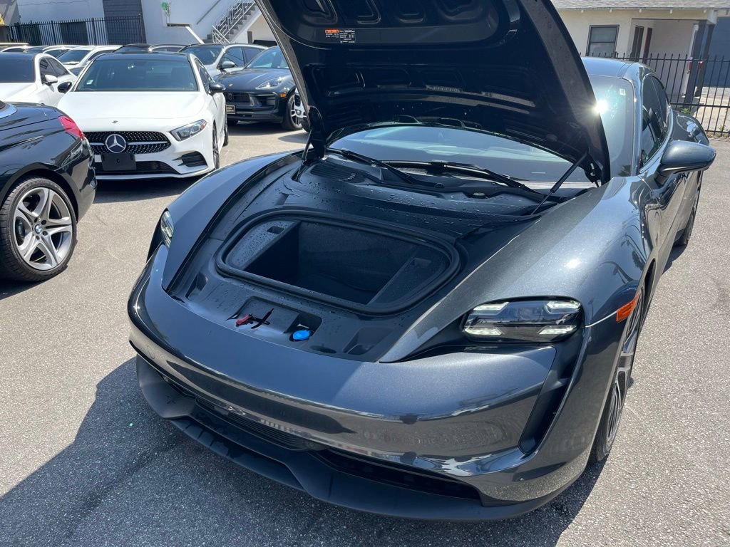 Used 2021 Porsche Taycan 4S AWD/4WD image 12
