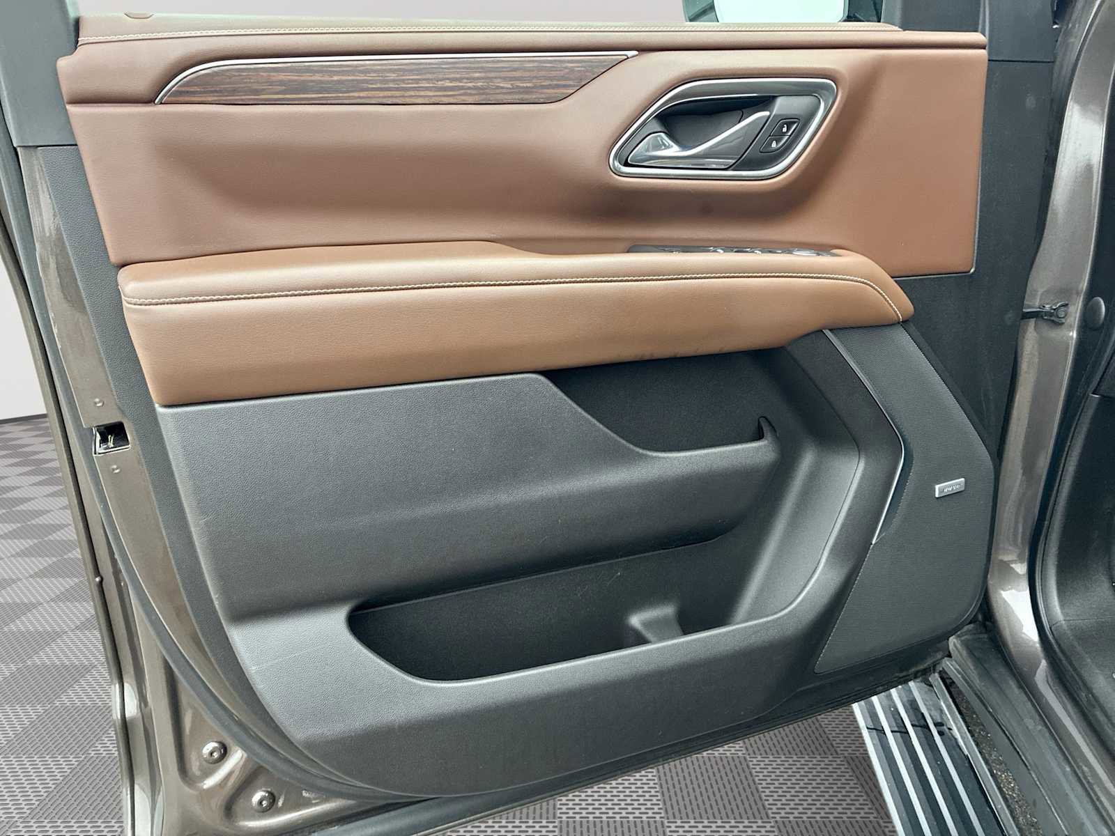 Certified 2021 Chevrolet Tahoe High Country w/ Max Trailering Package image 22