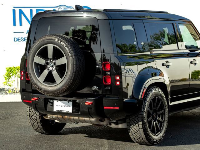 Used 2021 Land Rover Defender 110 X-Dynamic HSE AWD/4WD image 7