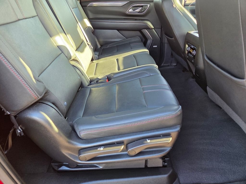 Used 2023 Chevrolet Suburban RST AWD/4WD image 20