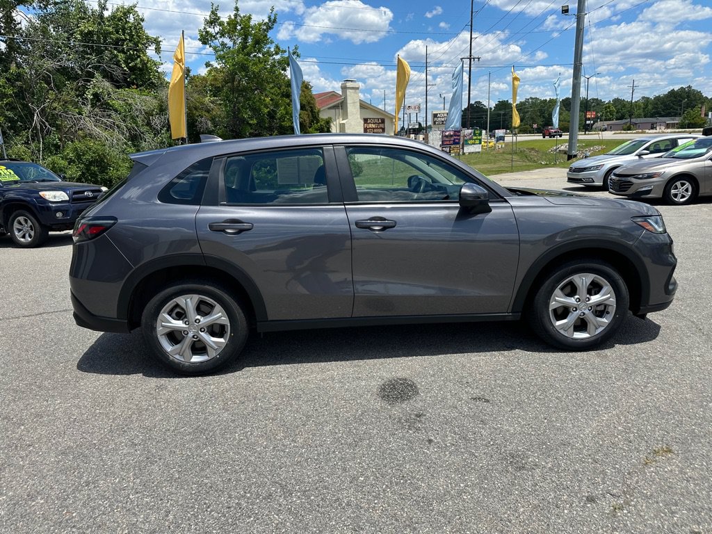 Used 2023 Honda HR-V LX image 6