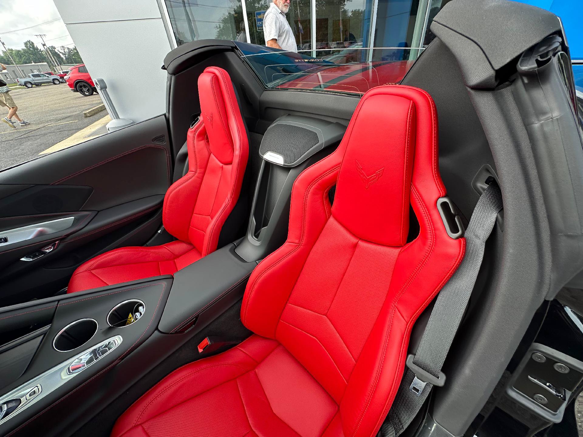 New 2027 Chevrolet Corvette Stingray Convertible w/ Battery Protection Package RWD image 30