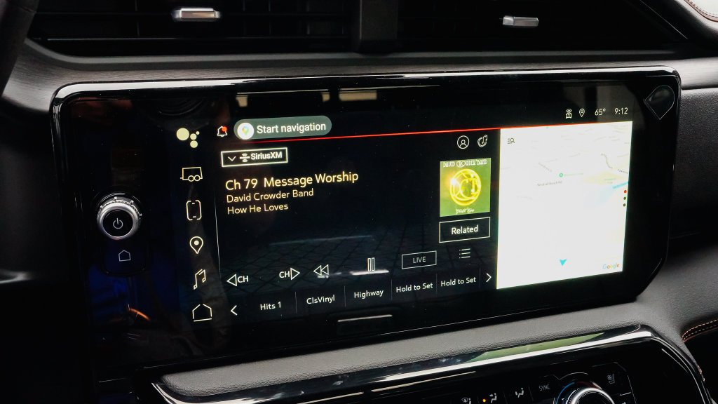 New 2026 GMC Sierra 2500 AT4 w/ Technology Package AWD/4WD image 16