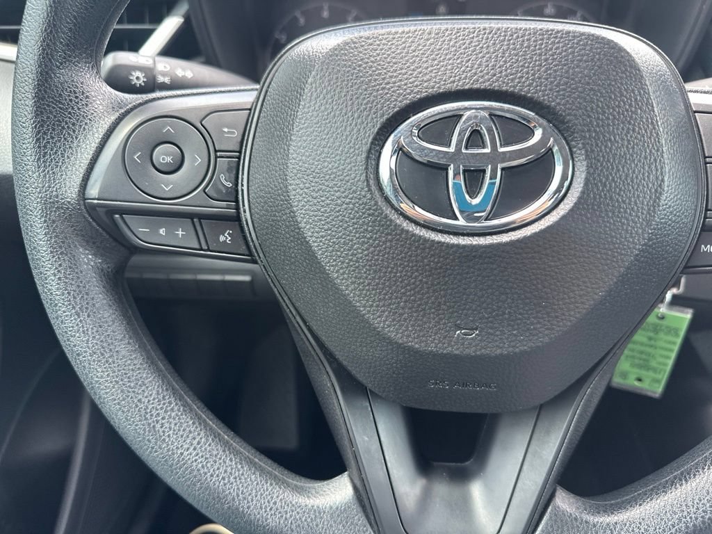 Certified 2025 Toyota Corolla LE FWD image 15