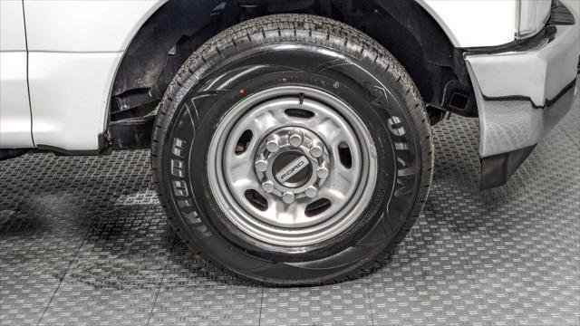 Used 2017 Ford F250 XL w/ Power Equipment Group RWD image 26