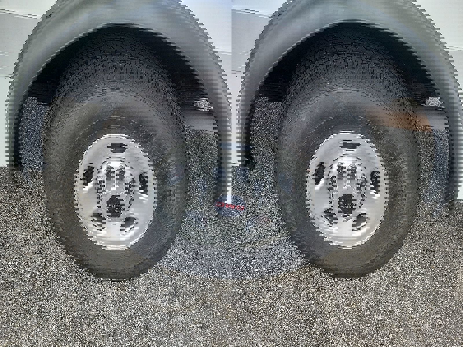 Used 2023 GMC Savana 3500 w/ Power Convenience Package image 8