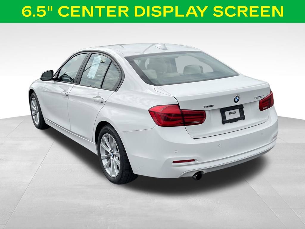 Used 2017 BMW 320i xDrive Sedan image 12