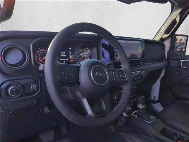 Used 2025 Jeep Gladiator Rubicon w/ Convenience Group image 29
