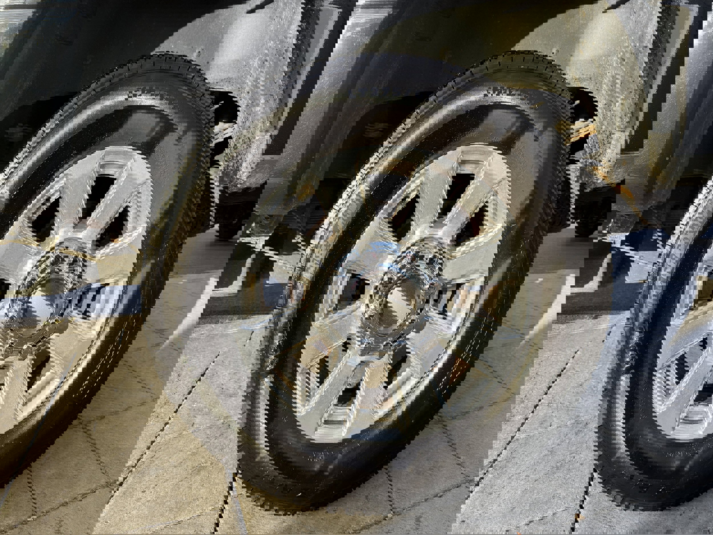 Used 2017 Ford F350 Platinum w/ Platinum Ultimate Package image 8