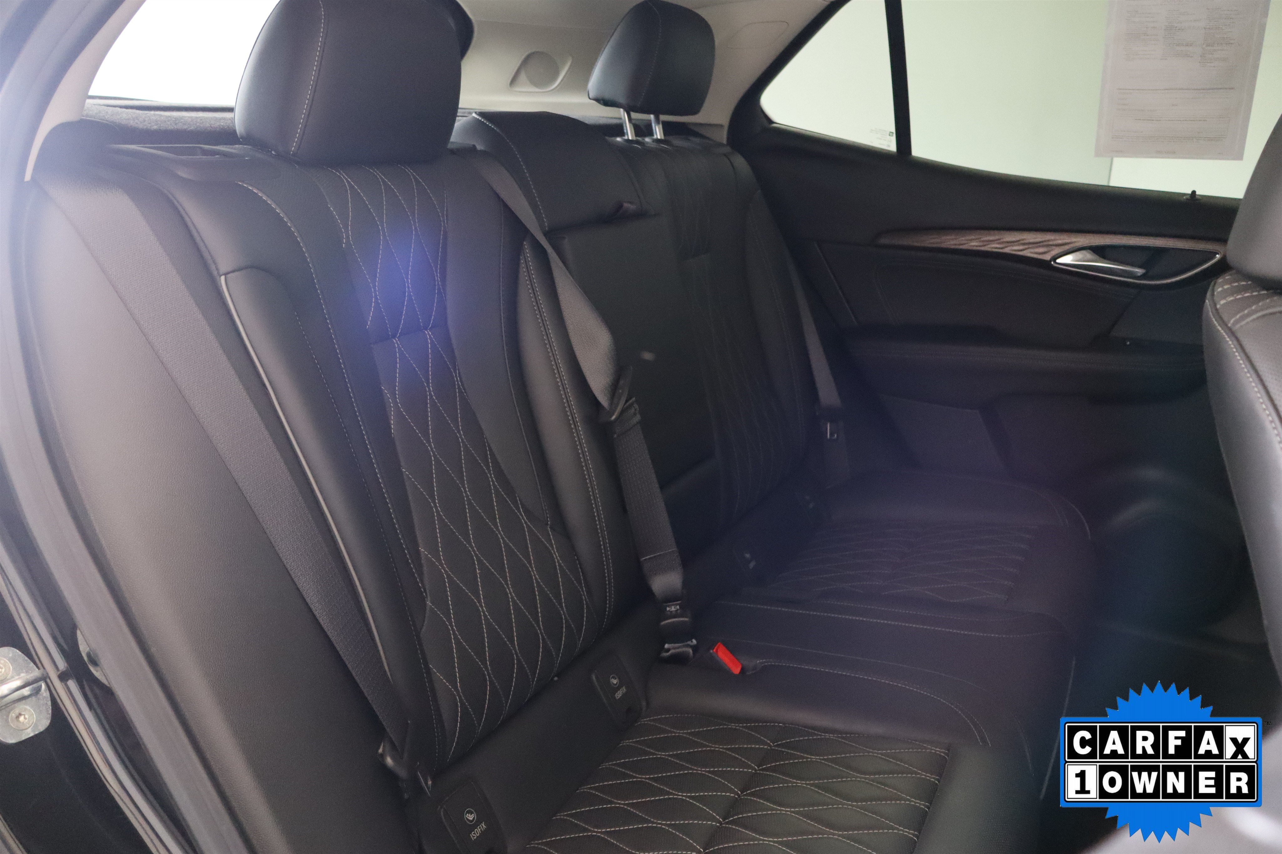 Used 2023 Buick Envision Avenir AWD/4WD image 22