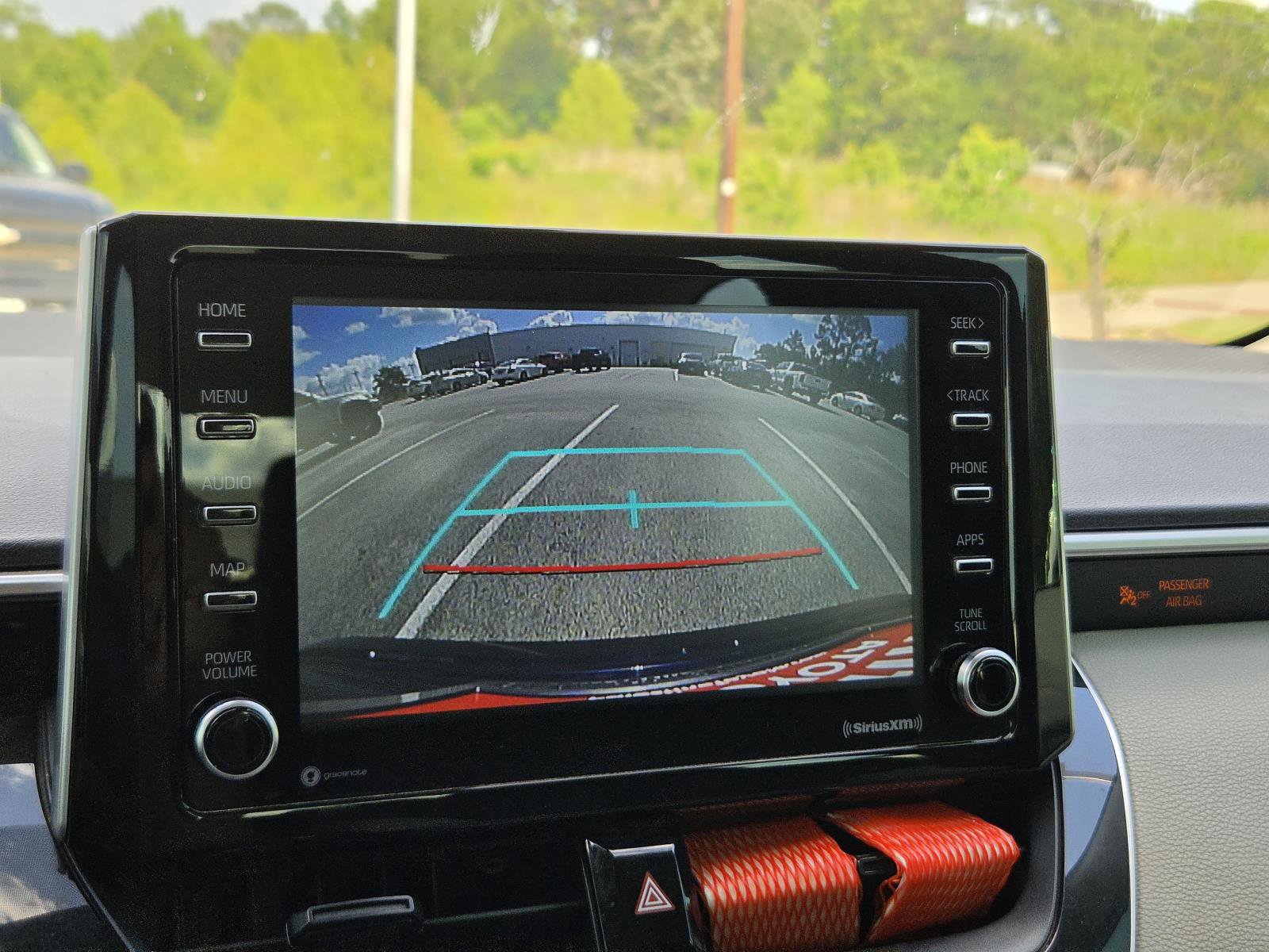 Used 2021 Toyota Corolla LE FWD image 20