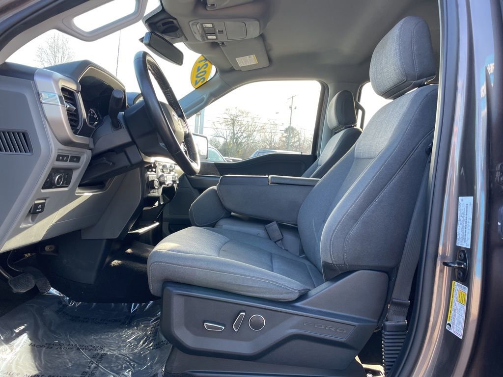 Used 2021 Ford F150 XLT w/ Equipment Group 302A High image 4