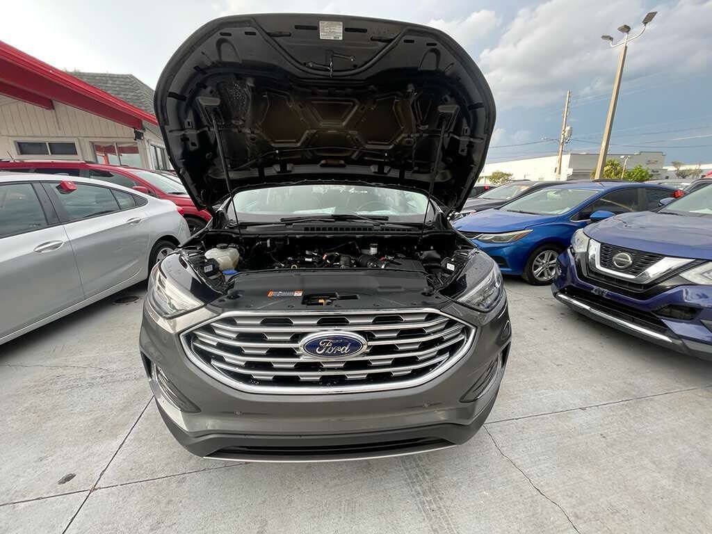 Used 2022 Ford Edge Titanium AWD/4WD image 19