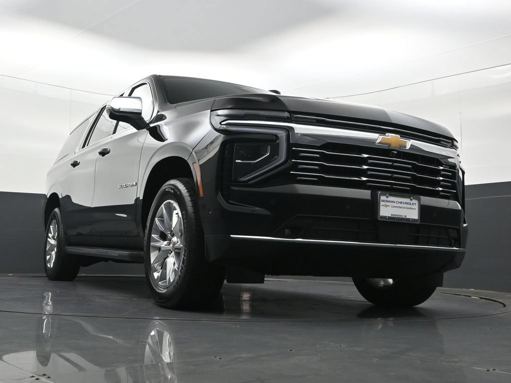 Used 2026 Chevrolet Suburban Premier AWD/4WD image 35