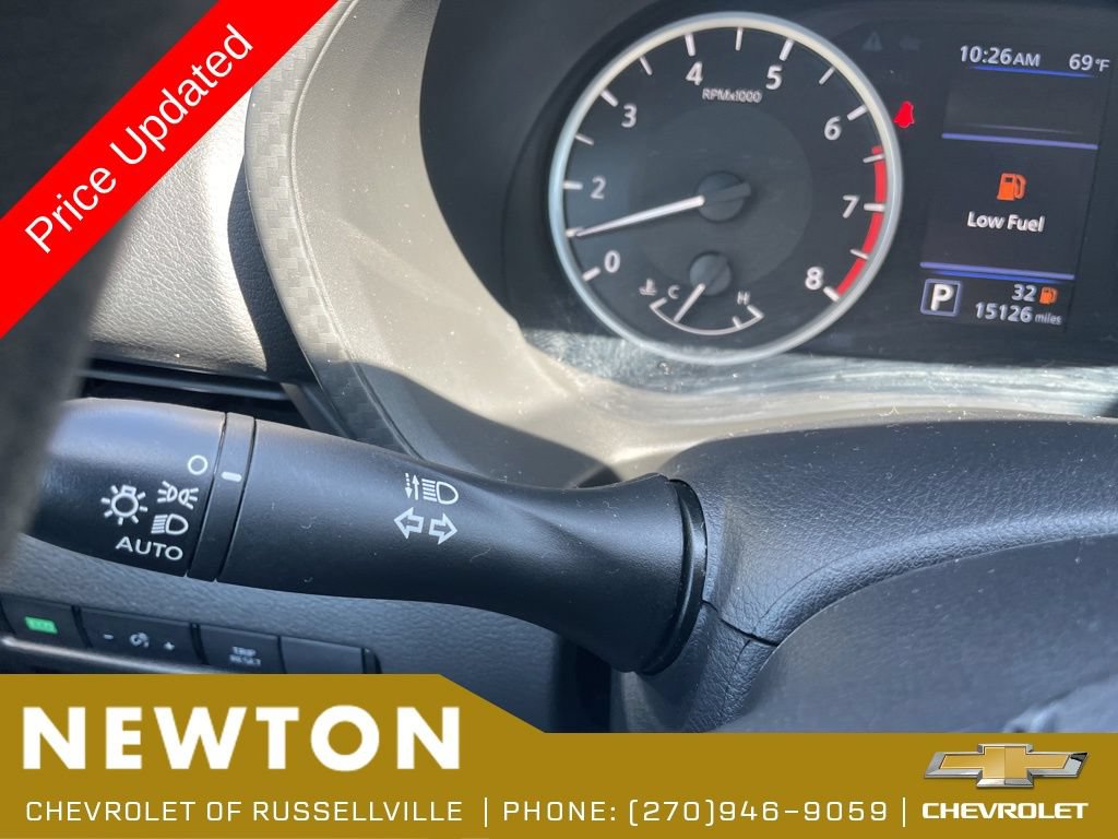 Used 2025 Nissan Sentra S FWD image 18