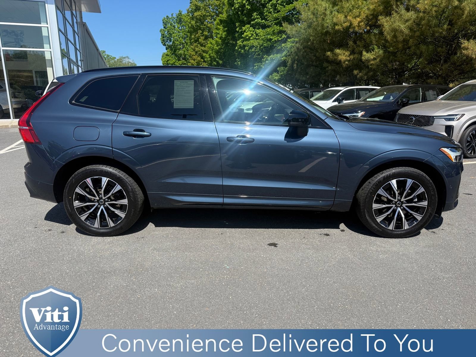 Used 2023 Volvo XC60 B5 Plus w/ Climate Package AWD/4WD image 9