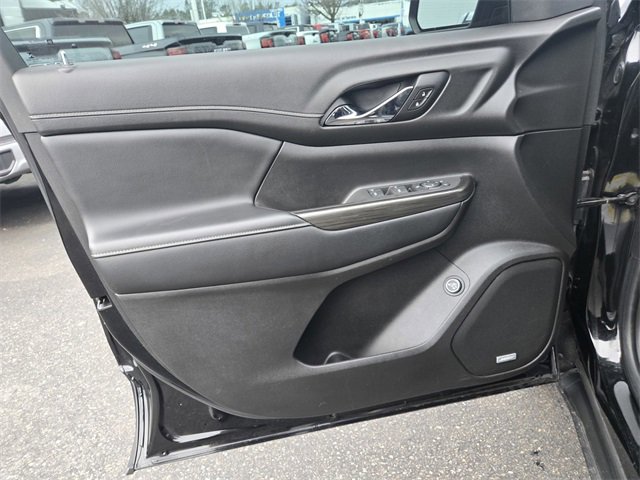 Used 2020 GMC Acadia SLT image 24