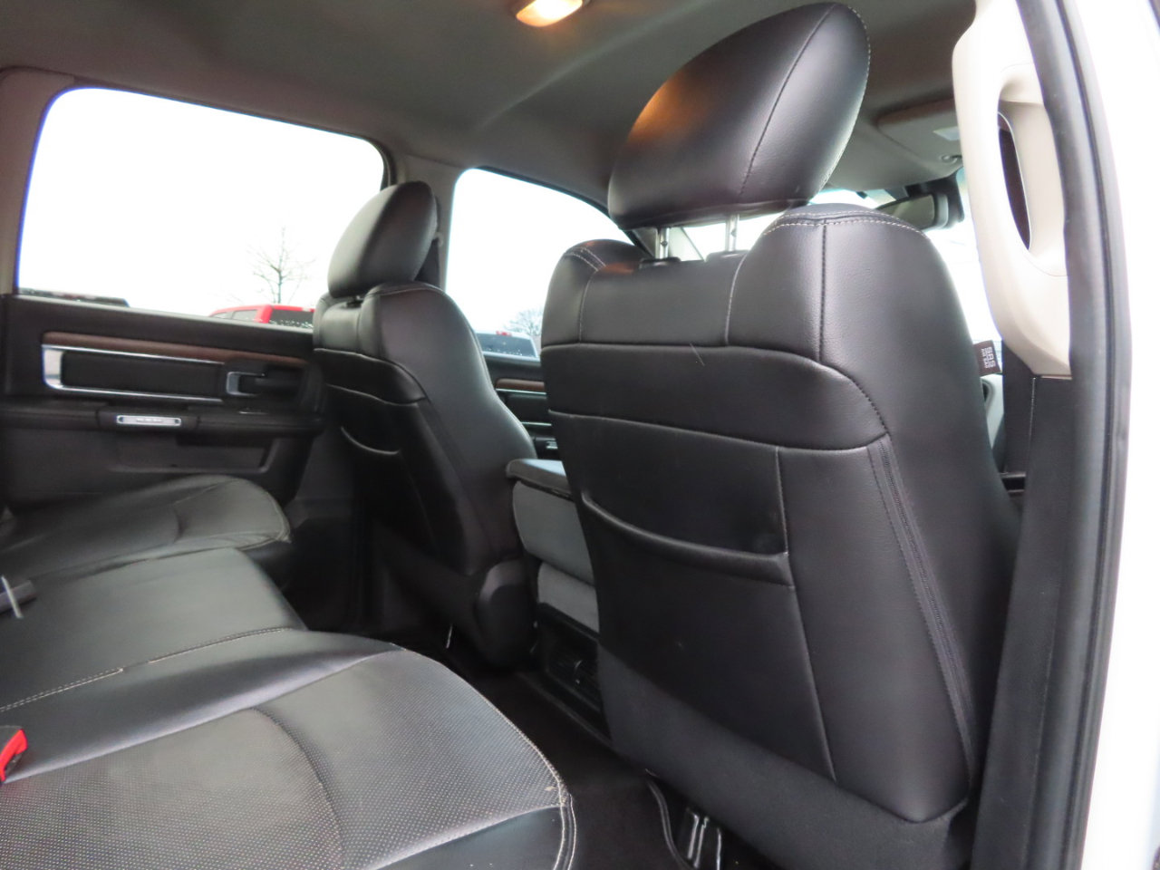 Used 2016 RAM 2500 Tradesman w/ Chrome Appearance Group image 46